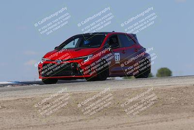 media/Oct-04-2025-OnGrid (Sat) [[44bd565ffa]]/Green Group/Grapevine/